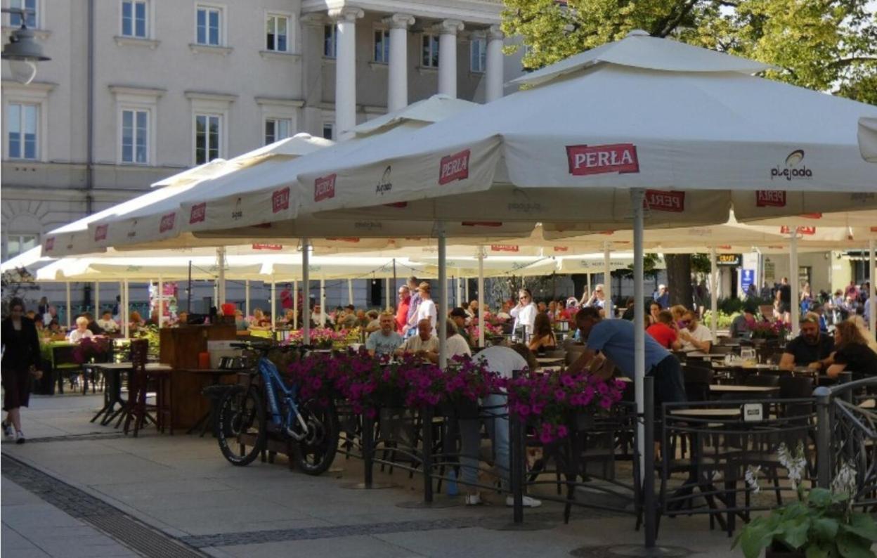Hotelowe Pokoje Paris -Rynek Centrum- City One Kielce Ngoại thất bức ảnh